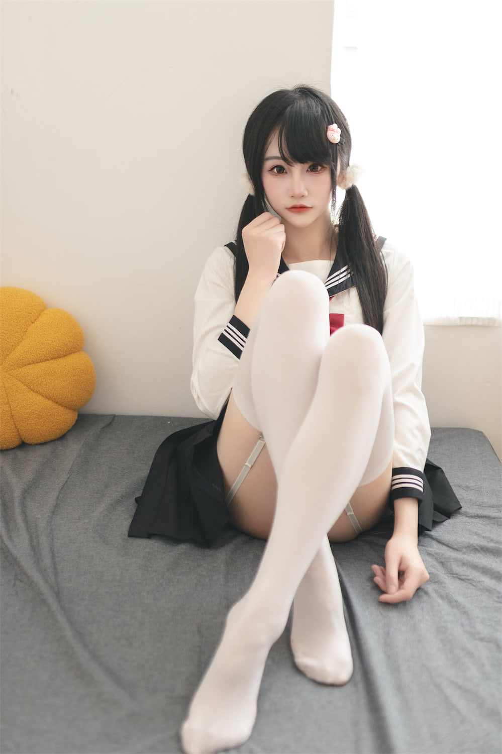 嗷呜酱水手服1